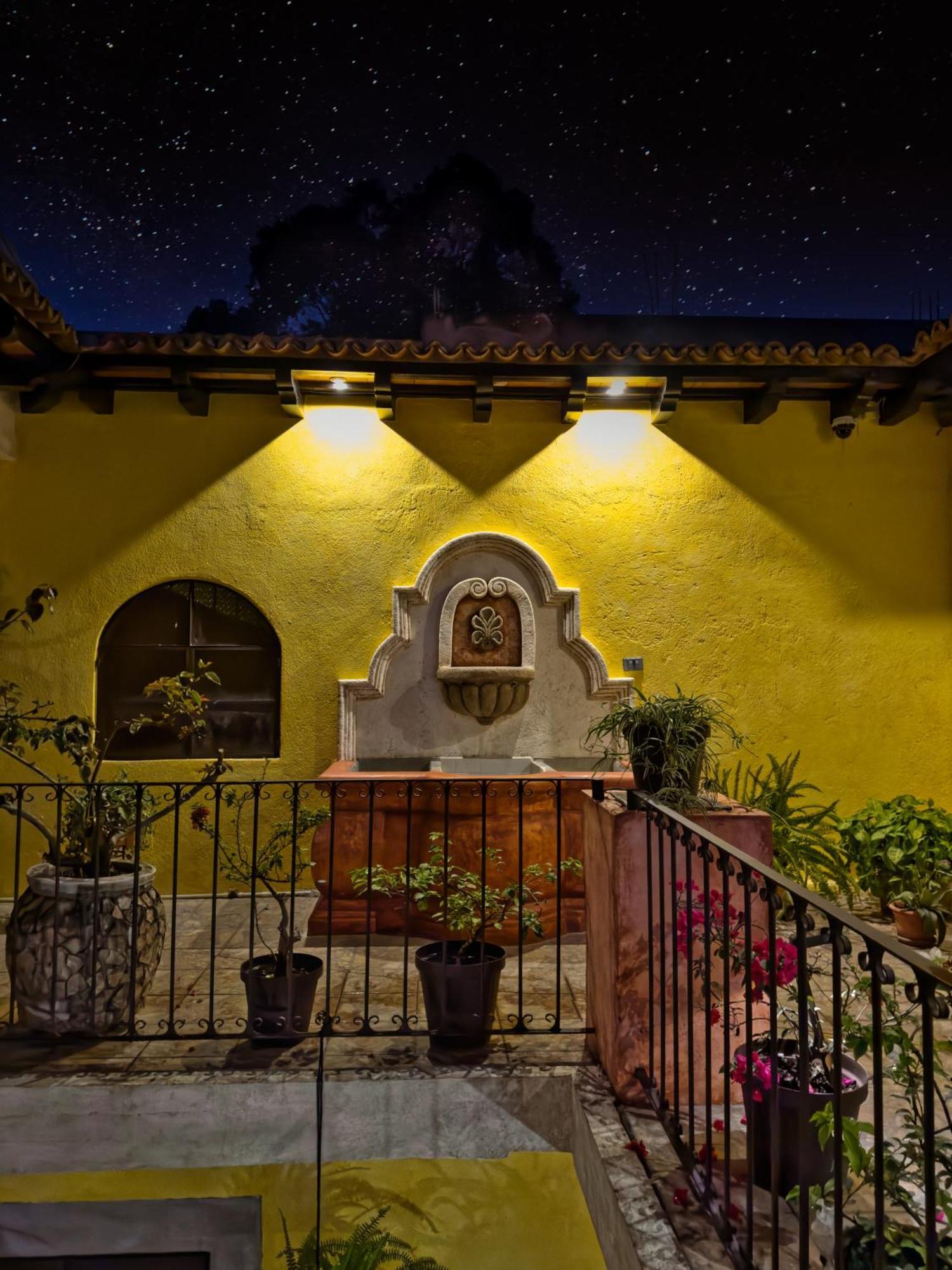 Maison Bougainvillea Antigua Eksteriør bilde