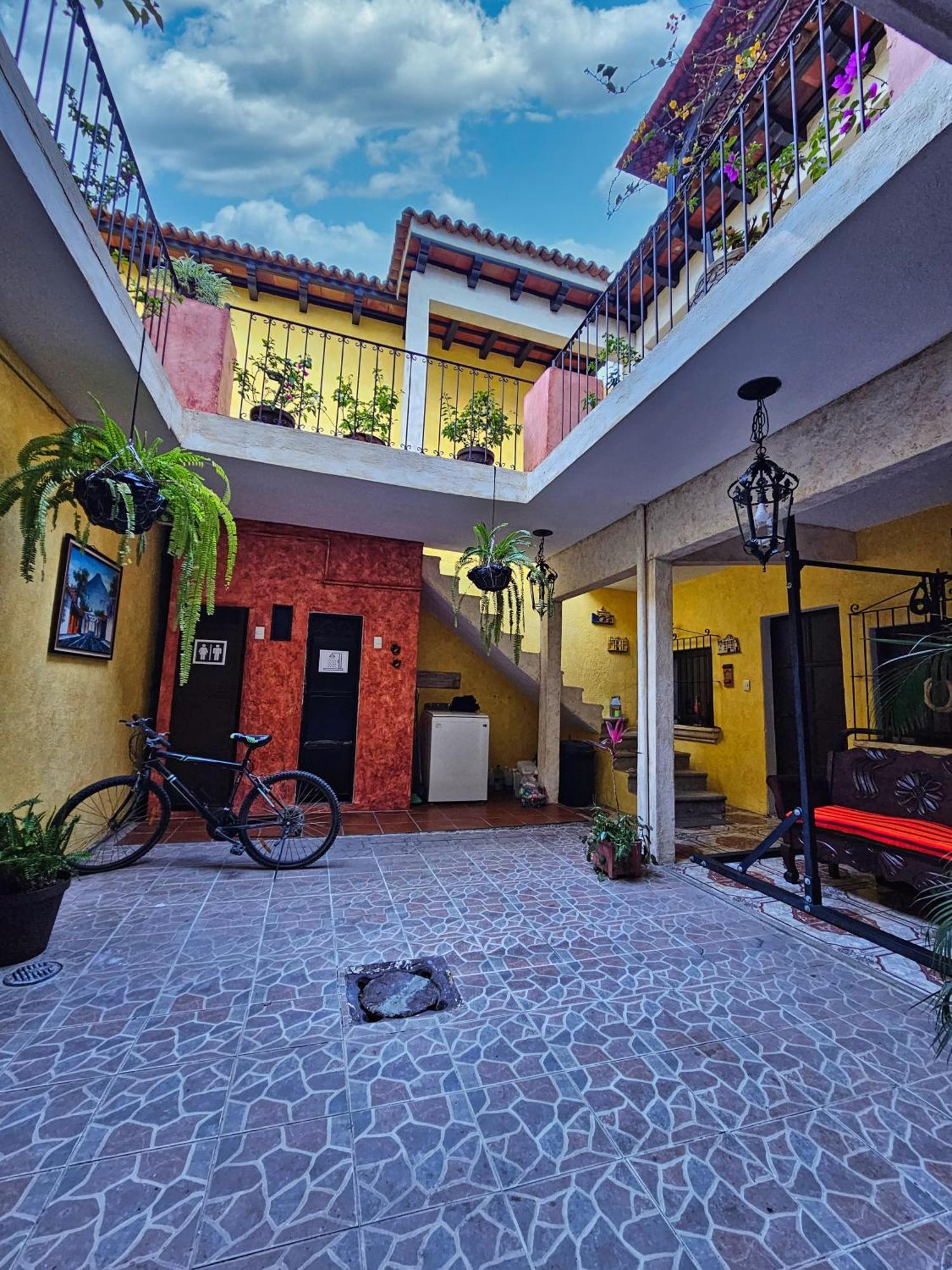 Maison Bougainvillea Antigua Eksteriør bilde